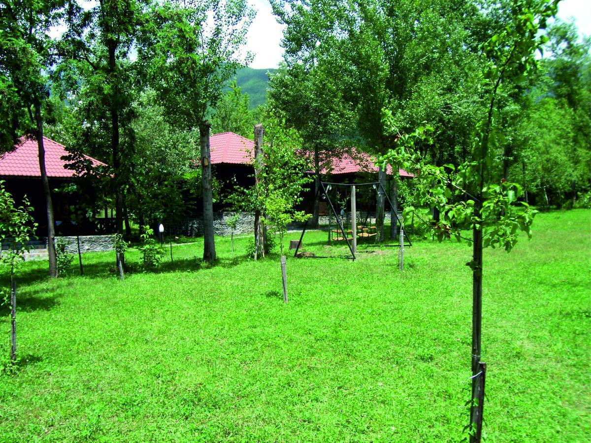 Kish Adasi Şǝki Kültér fotó
